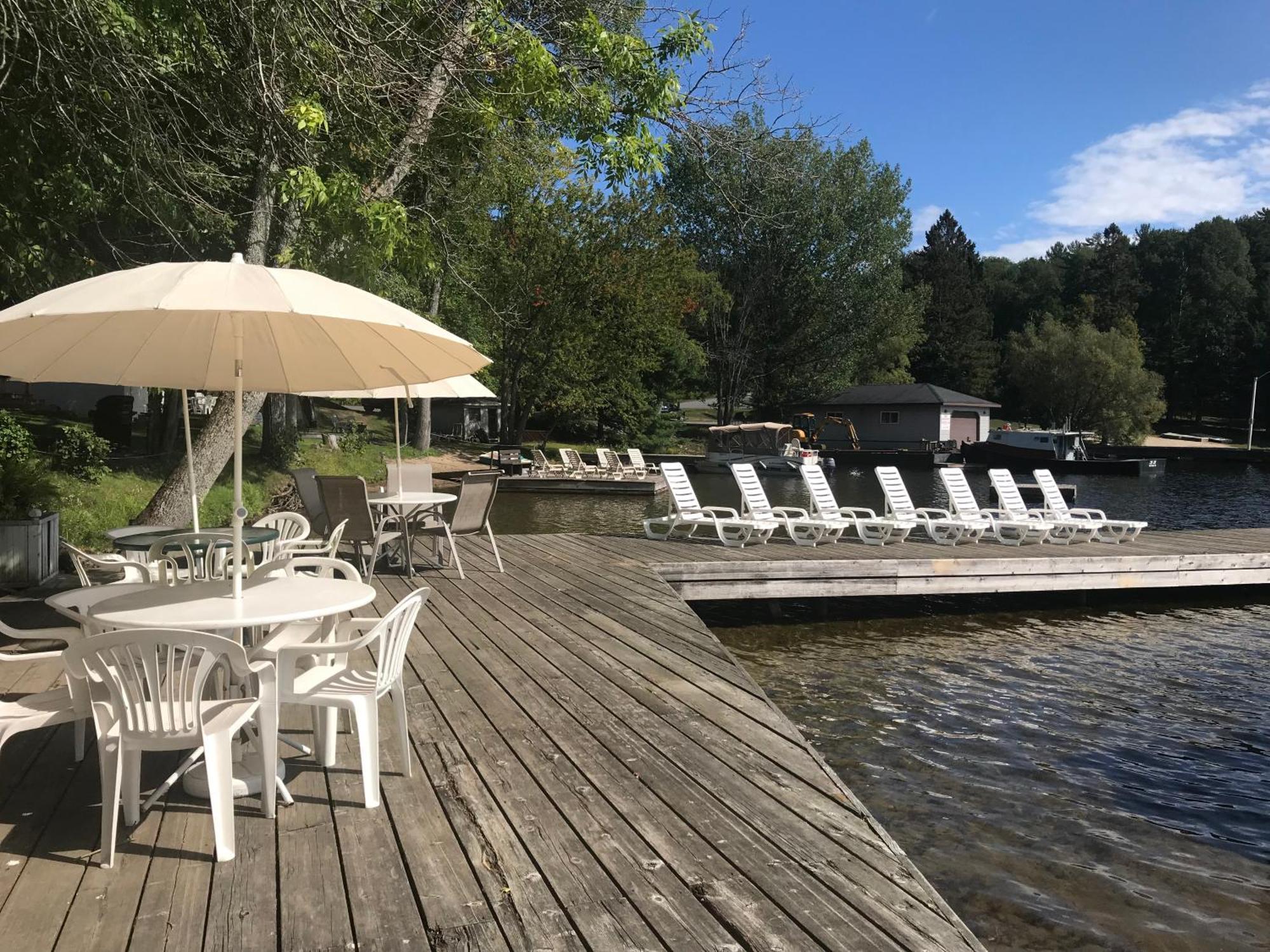 Beachside On Lake Muskoka Port Carling Exterior photo