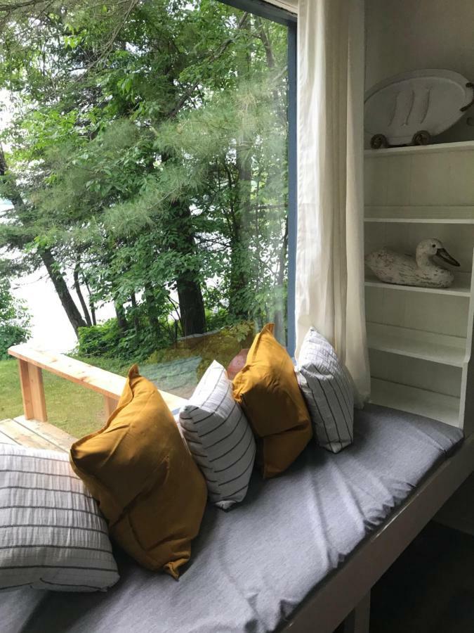 Beachside On Lake Muskoka Port Carling Exterior photo